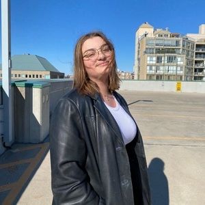 Meet your Posher, Emma